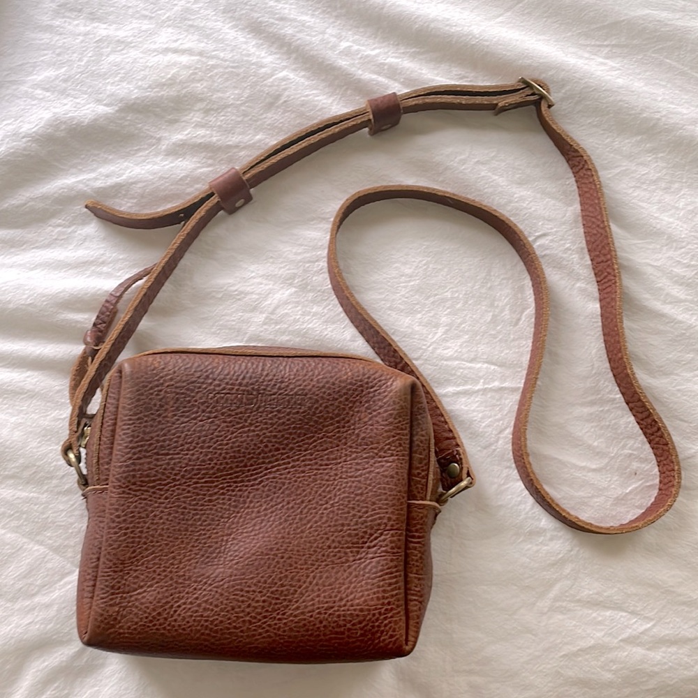 Portland Leather 'Almost Perfect' Mesa Mini Crossbody